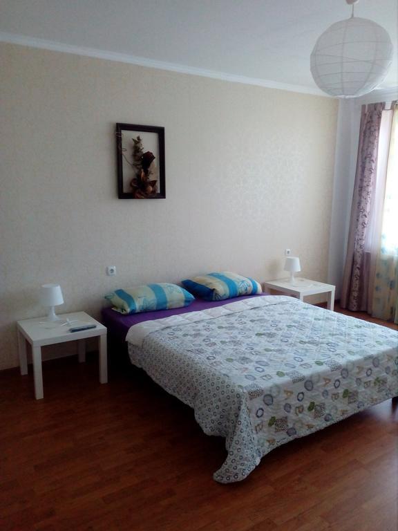 Apartment On Akademika Sakharova イヴァーノ＝フランキーウシク エクステリア 写真